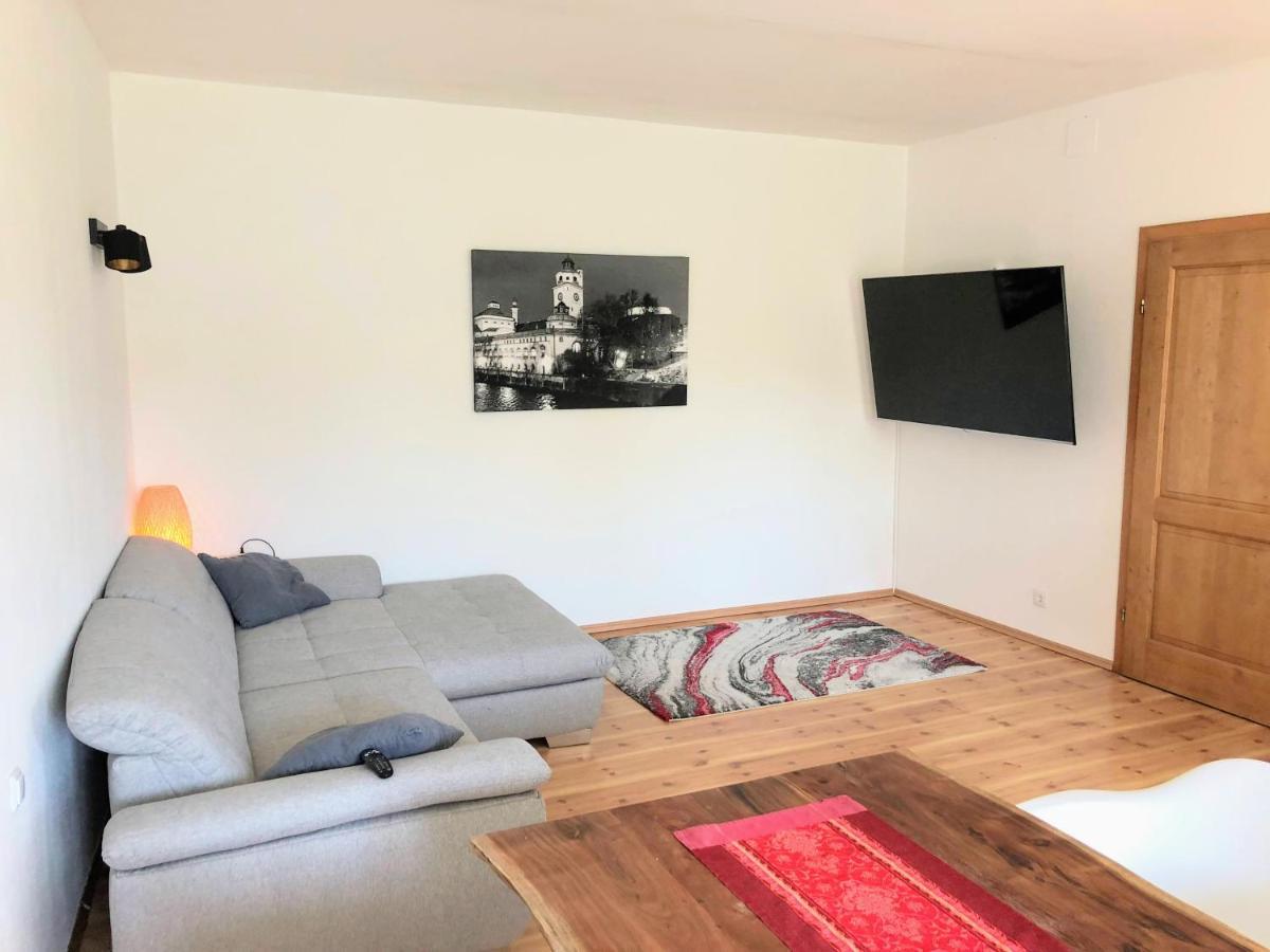 Ferienwohnungen Und Appartements Im Idyllischen Vierkanthof, Gruppenurlaube Лойперсдорф бай Фюрстенфелд Екстериор снимка