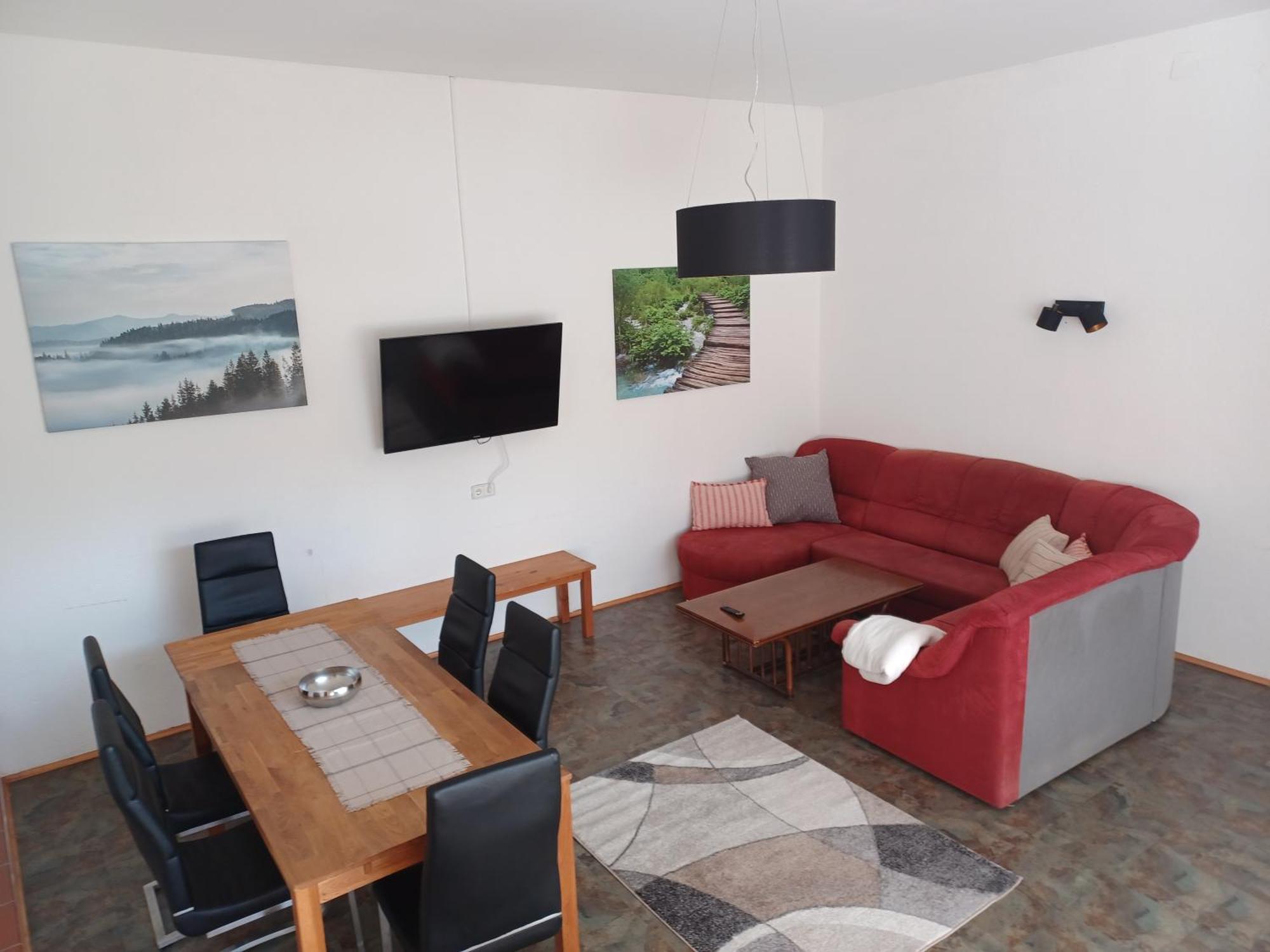 Ferienwohnungen Und Appartements Im Idyllischen Vierkanthof, Gruppenurlaube Лойперсдорф бай Фюрстенфелд Екстериор снимка